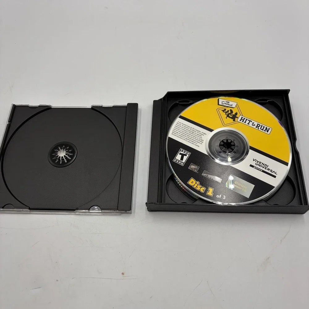 Vivendi Universal The Simpsons: Hit & Run PC Game 3 CDs No Manual